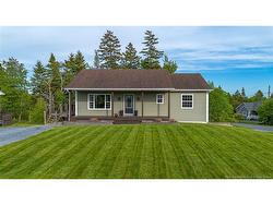 2 Luxor CRT  Quispamsis, NB E2E 0K4
