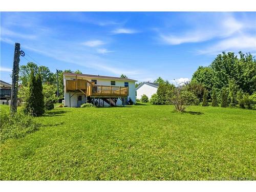 30 Leisure Ave, Fredericton, NB 
