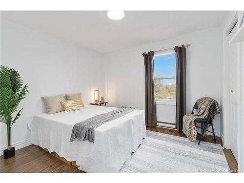 160 Thomas St, Dieppe, NB 