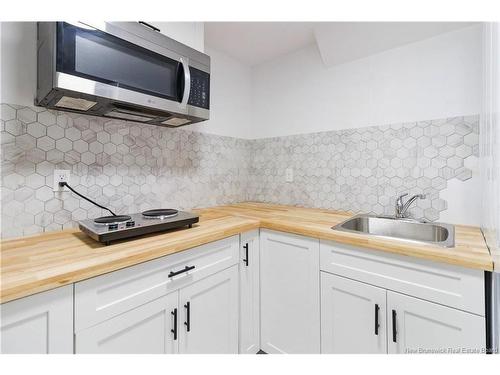 160 Thomas St, Dieppe, NB 