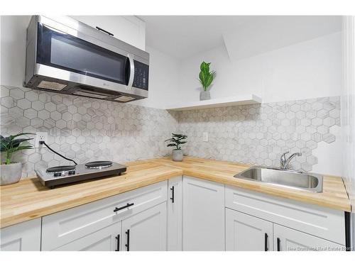 160 Thomas St, Dieppe, NB 