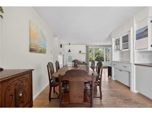 18 Dickson St, Fredericton, NB 