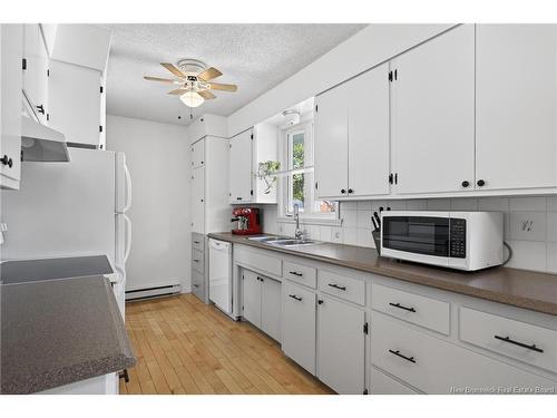 18 Dickson St, Fredericton, NB 