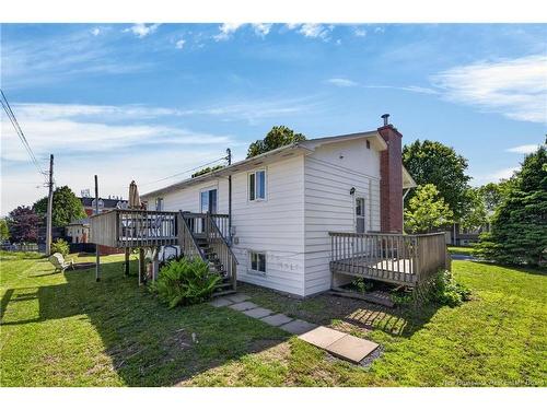 18 Dickson St, Fredericton, NB 