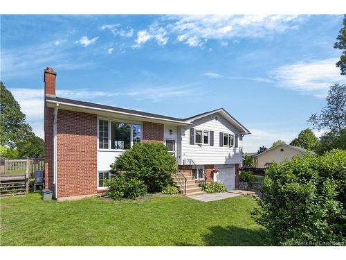 18 Dickson St, Fredericton, NB 