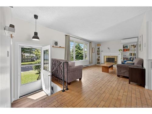 18 Dickson St, Fredericton, NB 
