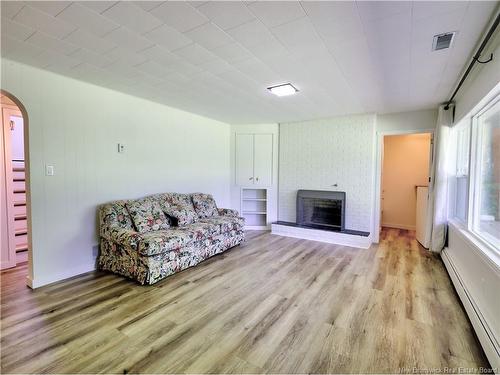 50 Broad Rd, Oromocto, NB 