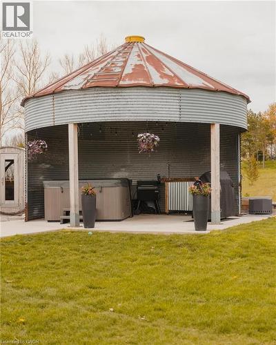 401372 Grey Rd 4, Hanover, ON 