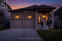 15 UNION BOULEVARD Wasaga Beach, ON L9Z 0M6