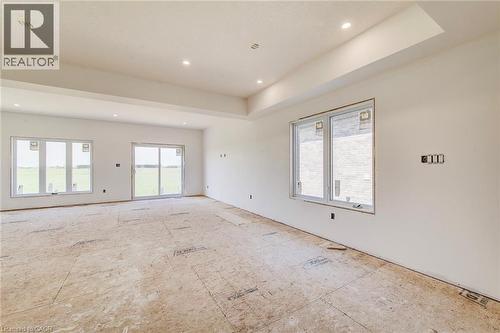114 Bedell Drive, Mapleton, ON - Indoor Photo Showing Other Room