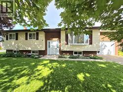 163 13TH A Avenue Hanover, ON N4N 3P5