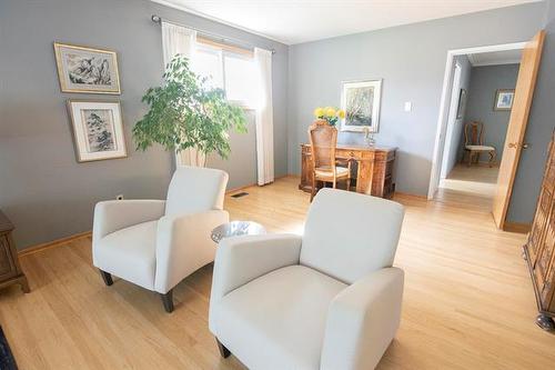 21 Schultz Rd, Pinawa, MB 