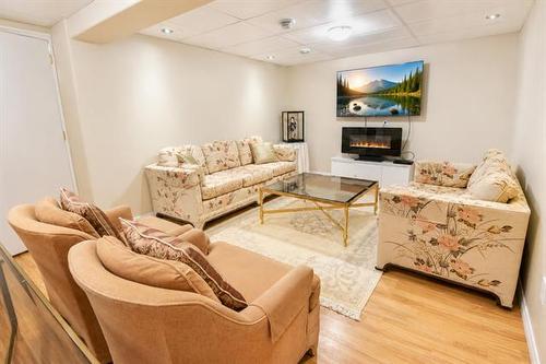 21 Schultz Rd, Pinawa, MB 