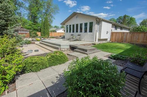 21 Schultz Rd, Pinawa, MB 