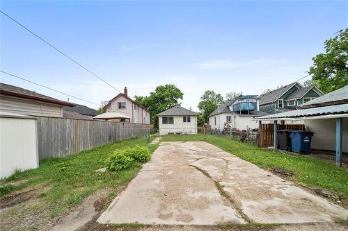 321 Berry St, Winnipeg, MB 