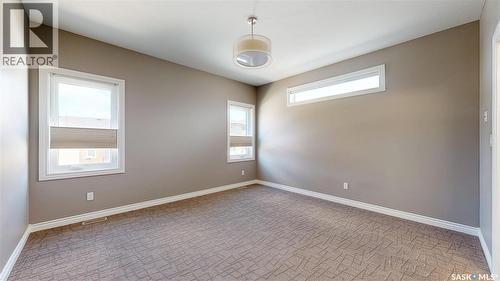 1633 Maple Rose Crescent N, Regina, SK 