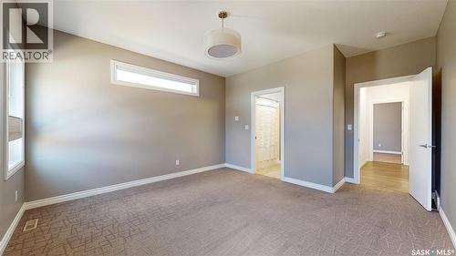 1633 Maple Rose Crescent N, Regina, SK 