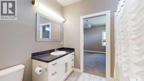 1633 Maple Rose Crescent N, Regina, SK 