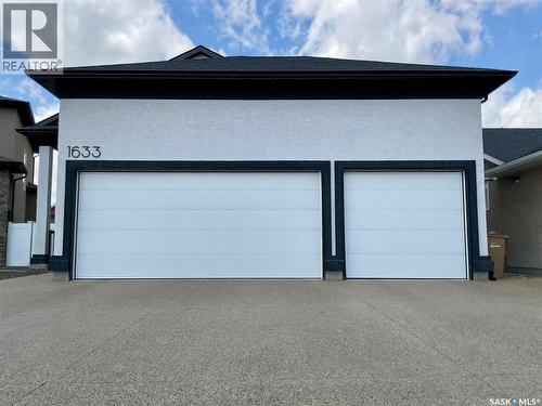 1633 Maple Rose Crescent N, Regina, SK 