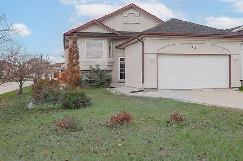 112 Southside DR  Winnipeg, MB R3X 2H3