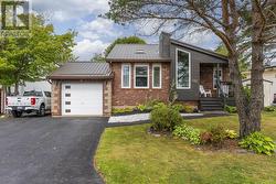 133 Chaswood Drive Dartmouth, NS B2V 2M4
