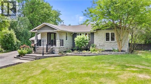404 Hamilton Drive, Ancaster, ON 