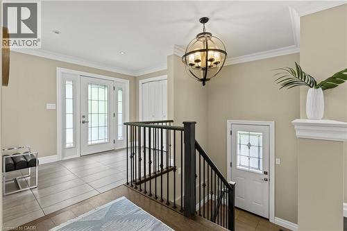 404 Hamilton Drive, Ancaster, ON 