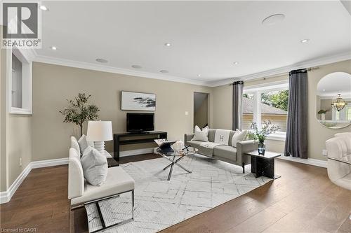 404 Hamilton Drive, Ancaster, ON 