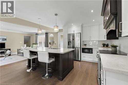 404 Hamilton Drive, Ancaster, ON 