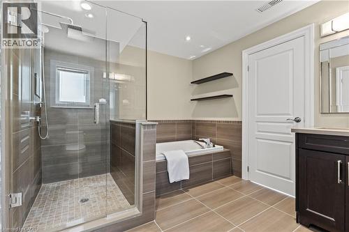 404 Hamilton Drive, Ancaster, ON 