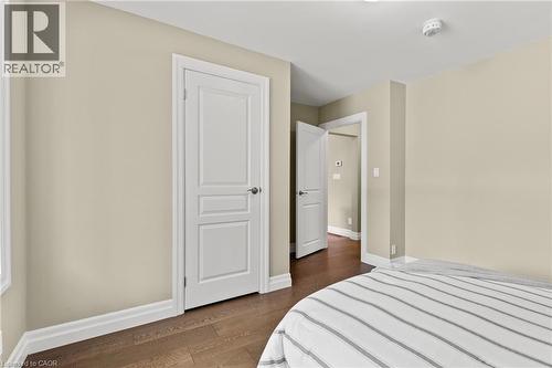 404 Hamilton Drive, Ancaster, ON 