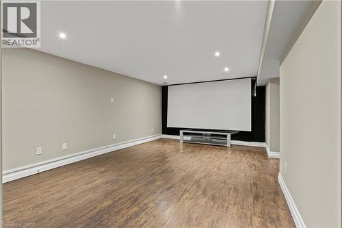 404 Hamilton Drive, Ancaster, ON 
