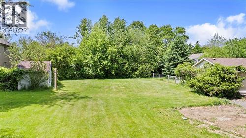 404 Hamilton Drive, Ancaster, ON 