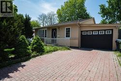 5 HORSELEY HILL DRIVE E Toronto, ON M1B 1W4