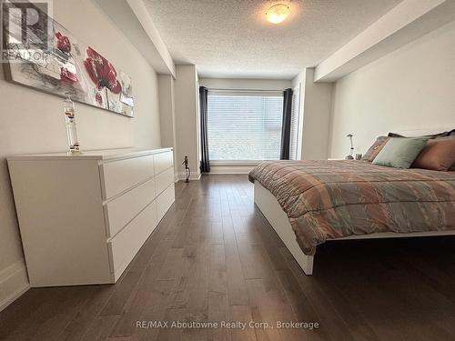 ...with Walk-in Closet ... - Rl5 - 53 Arthur Street S, Guelph (St. Patrick'S Ward), ON 