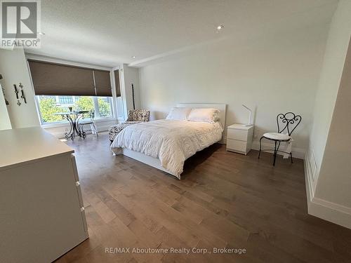 Oversize room with 2 Walk-in Closets ... - Rl5 - 53 Arthur Street S, Guelph (St. Patrick'S Ward), ON 