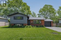 970 PARKDALE AVENUE  Fort Erie (Crescent Park), ON L2A 5B6