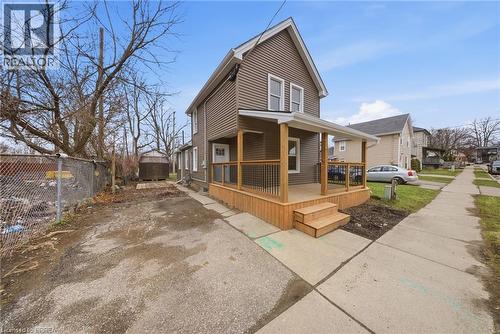 17 ABLE Avenue  Brantford, ON N3S 2Y4