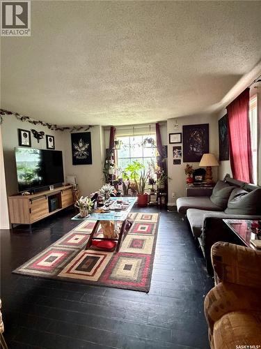 233 Herbert Street E, Swift Current, SK 
