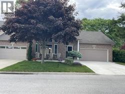 2012 THELMA AVENUE Sarnia, ON N0N 1C0