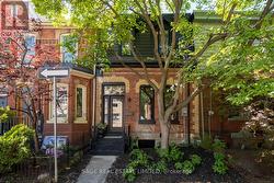 12 BOULTON AVENUE  Toronto, ON M4M 2J3