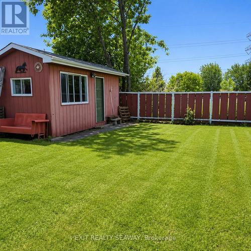 Fenced Back Yard - 320 Balmoral Avenue, Cornwall, ON 
