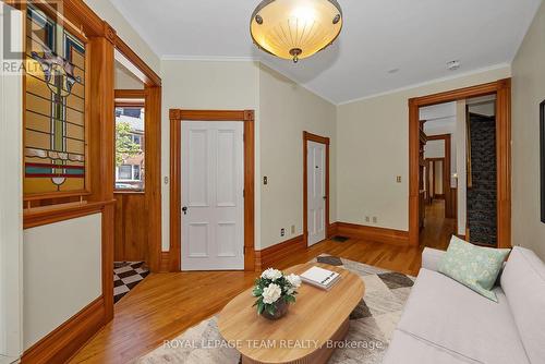 537 Gilmour Street, Ottawa, ON 