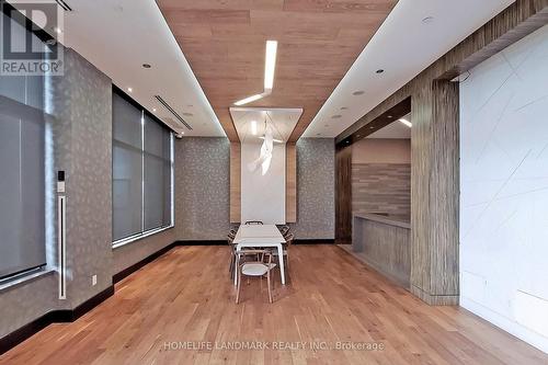 810 - 325 South Park Road, Markham, ON 
