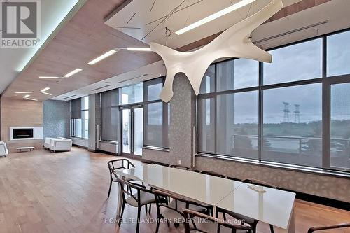 810 - 325 South Park Road, Markham, ON 
