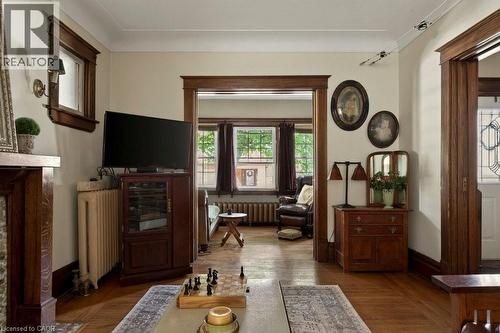 111 Spadina Avenue, Hamilton, ON 