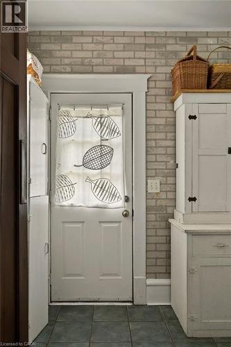 111 Spadina Avenue, Hamilton, ON 