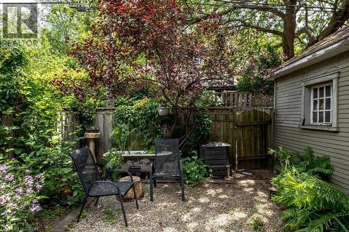 111 Spadina Avenue, Hamilton, ON 