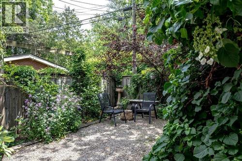 111 Spadina Avenue, Hamilton, ON 