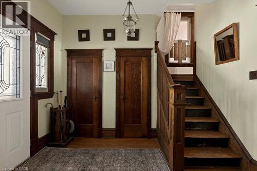 111 Spadina Avenue, Hamilton, ON 